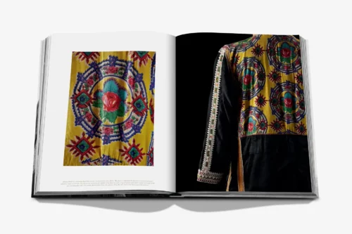moderni klasika, interjero dizainas, klasika, elegancija, interjeras, knyga costumes of saudi arabia a heritage of fashion, assouline, elegant home