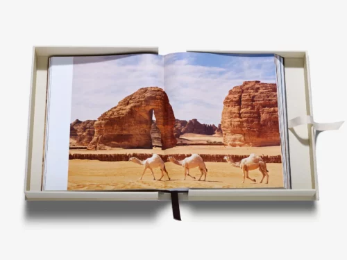 moderni klasika, interjero dizainas, klasika, elegancija, interjeras, knyga grace in the desert the beauty of saudi arabias camels, assouline, elegant home