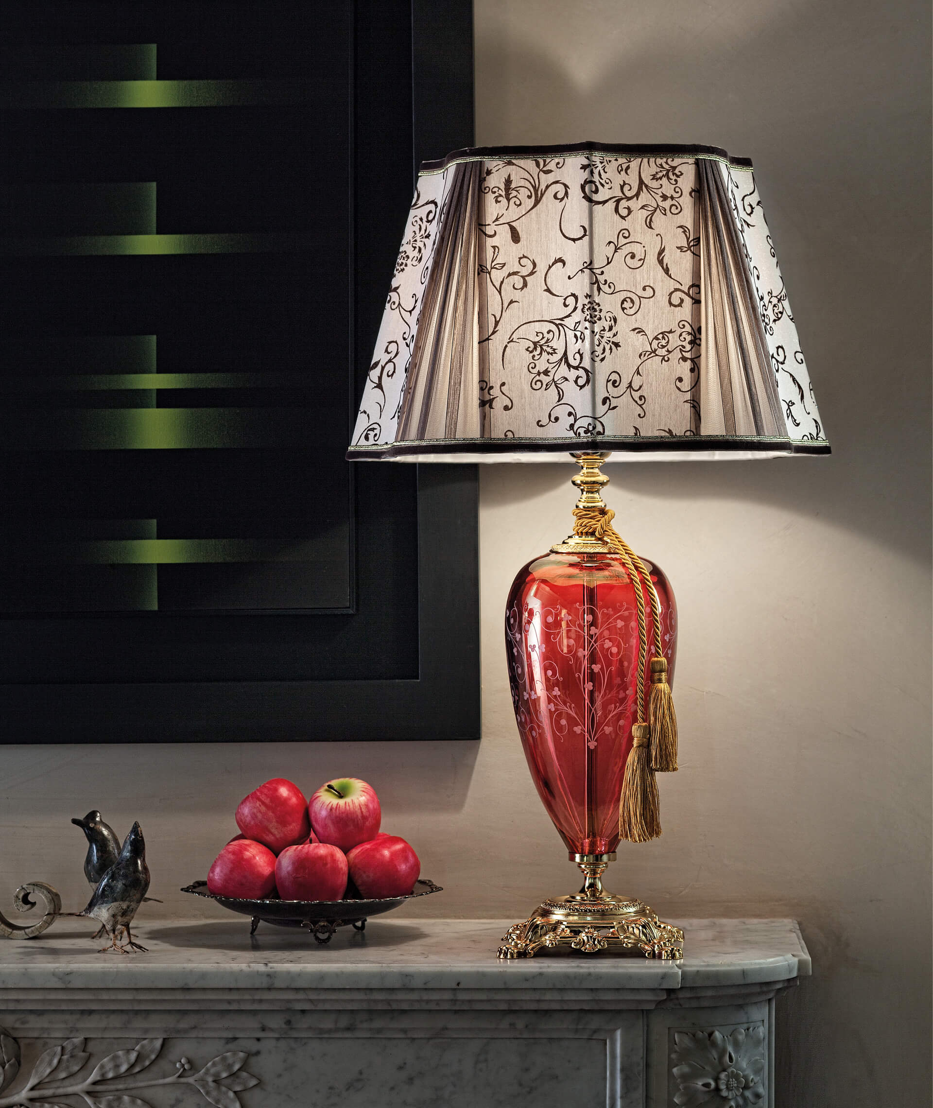 moderni klasika, interjero dizainas, klasika, elegancija, interjeras, stalinis sviestuvas aida lg1 rubino, euroluce, elegant home