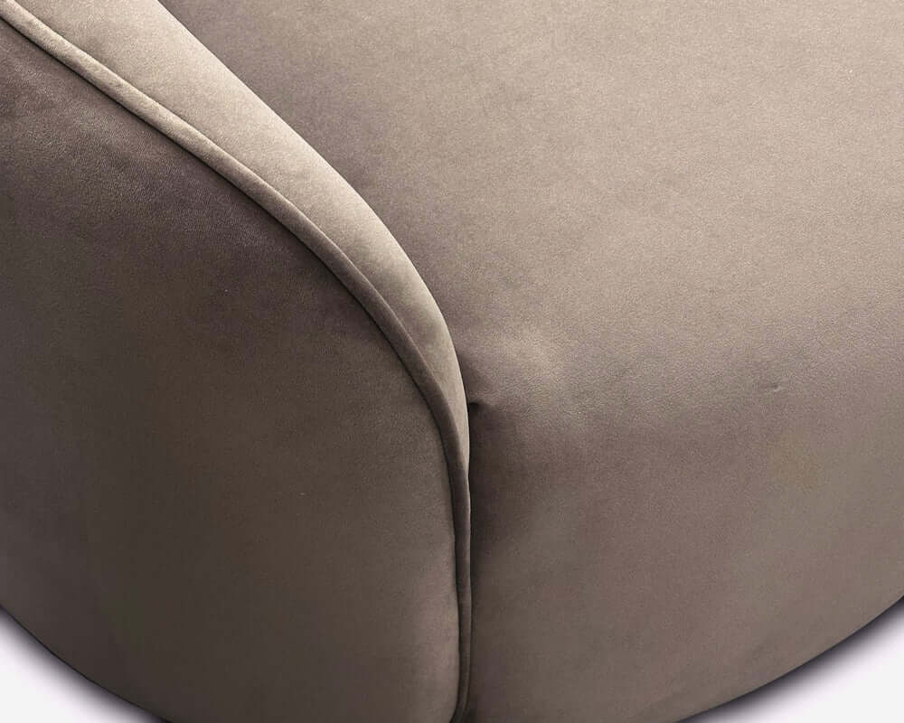 moderni klasika, interjero dizainas, klasika, elegancija, interjeras, fotelis polta, liang eimil, elegant home
